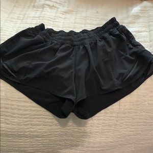 Lululemon Hotty hot shorts